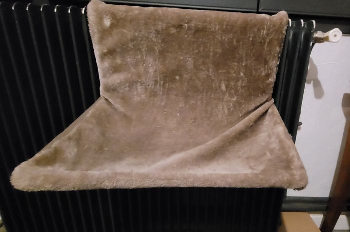 Hamac chat pour radiateur