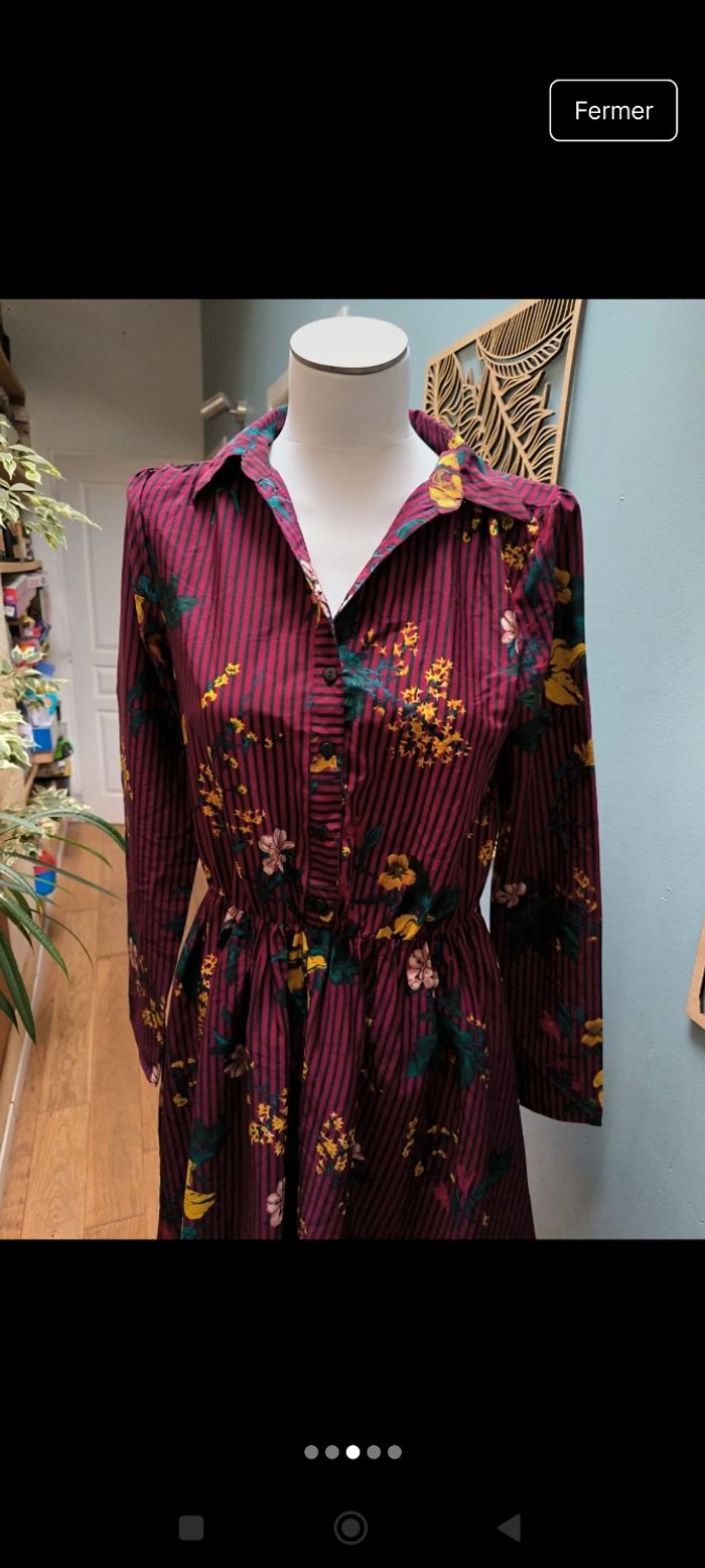 Robe rouge bordeaux de la marque Boohoo. Taille  36 - photo numéro 3