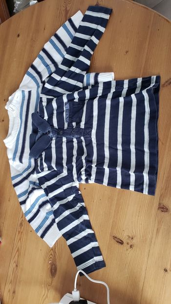 1 pull + 1 tee short manche longue