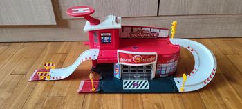 Station de pompiers - Majorette - TBE