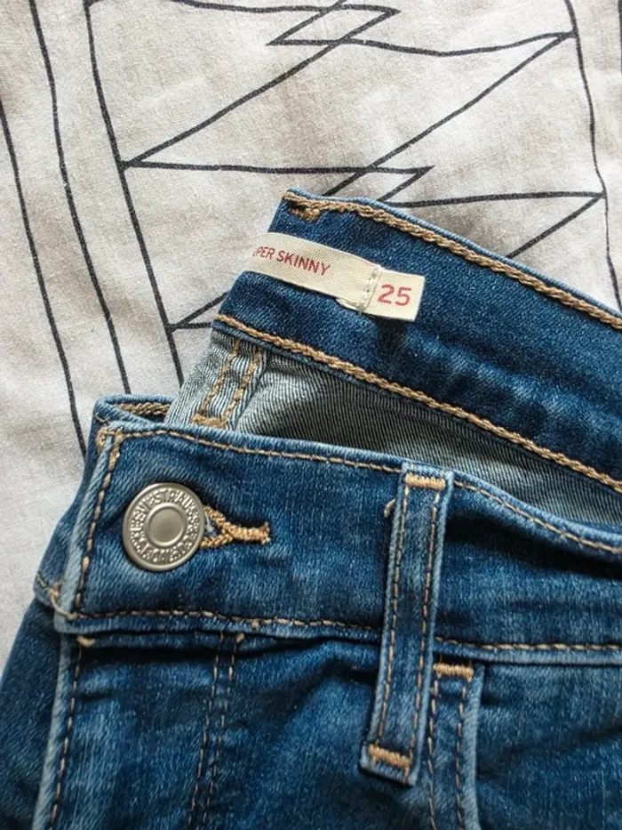 Ultra skinny levis - photo numéro 2