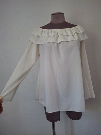 Top L épaules dénudées