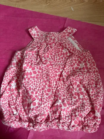 Robe rose