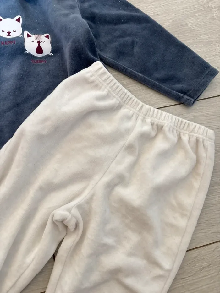 Pyjama deux pièces - photo numéro 3