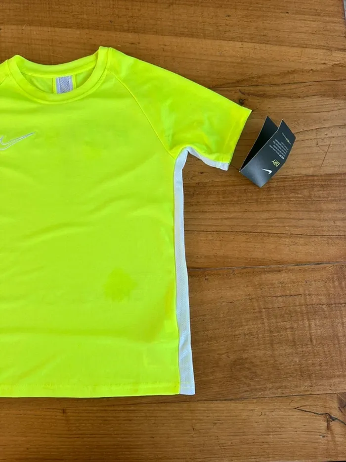 Maillot de foot jaune Nike - photo numéro 2