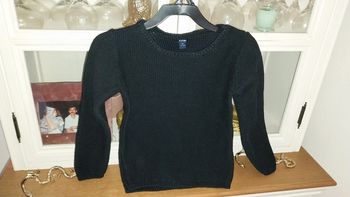 Pull noir col rond et pailleté très bon état by Kiabi Taille 6 ans