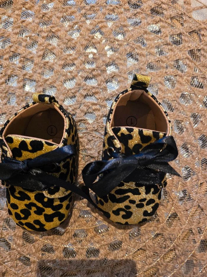 Chaussures bébé leopard - photo numéro 4
