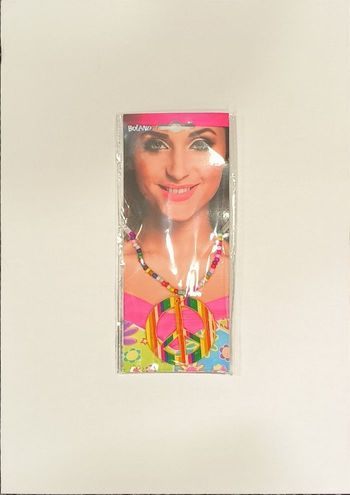 Bijoux hippie peace love acrylique et perle