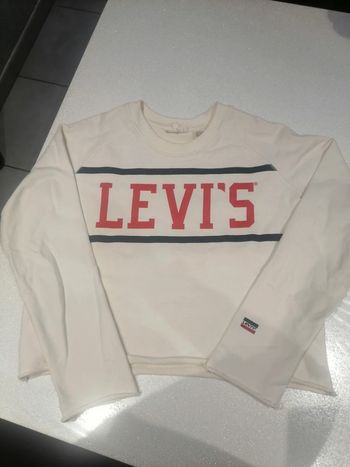 Pull Levi's