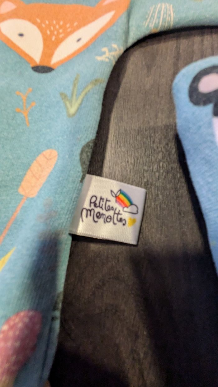 Ensemble petites menottes - photo numéro 2