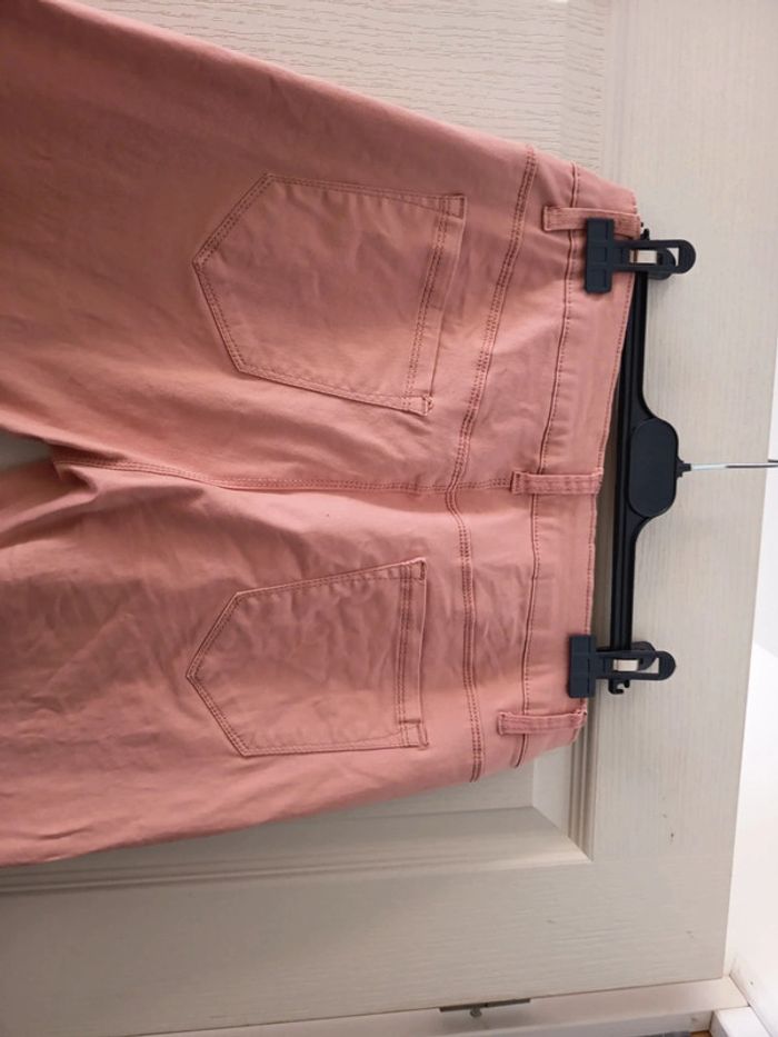 Pantalon femme saumon - photo numéro 4