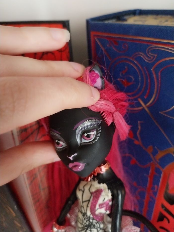 Poupée Catty Noir Vendredi 13 Chanteuse 13 Wishes Monster High Mattel - photo numéro 2