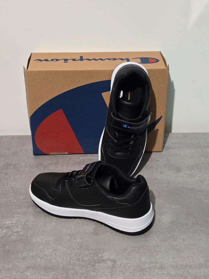 Baskets enfant champion taille 34 - photo numéro 3