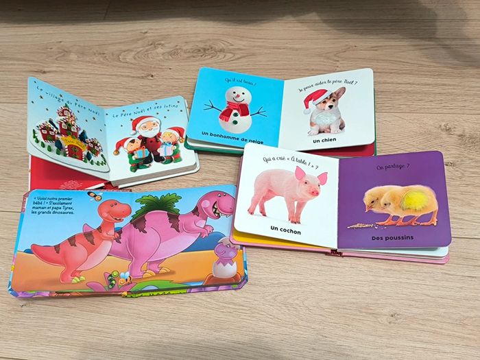 Lot de 4 livres bébés dont 2 livres à toucher Noël + ferme / dinosaures et l'imagerie des bébés Noël - photo numéro 2