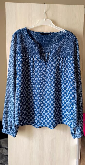 Jolie blouse transparente 