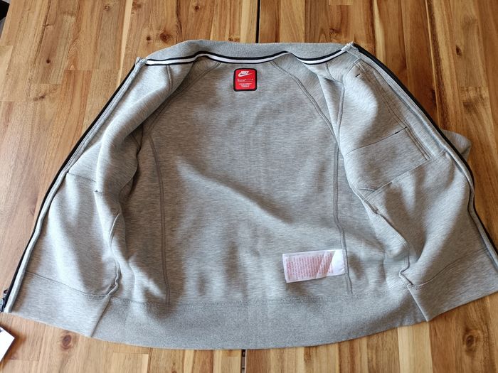 Gilet enfant Nike taille 10-12 ans - photo numéro 4