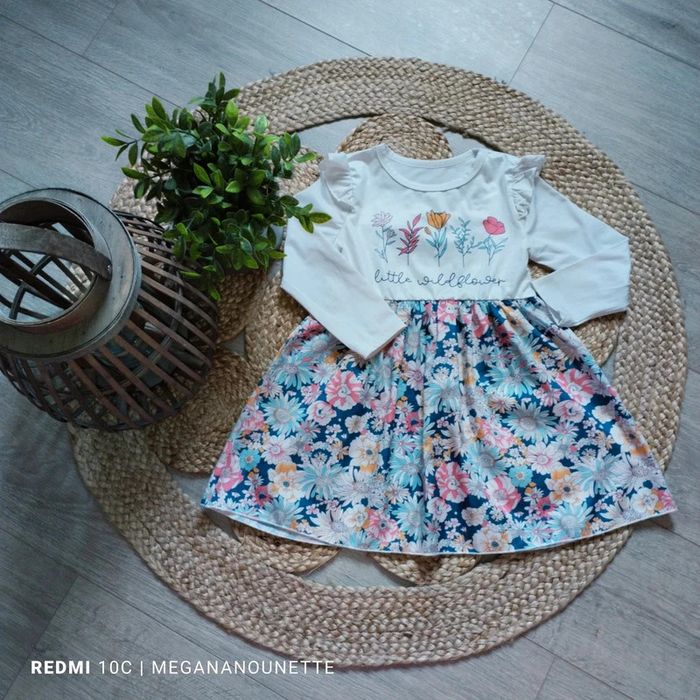🌼 Robe fille 4 ans Little Wildflower – Fleurie & manches longues