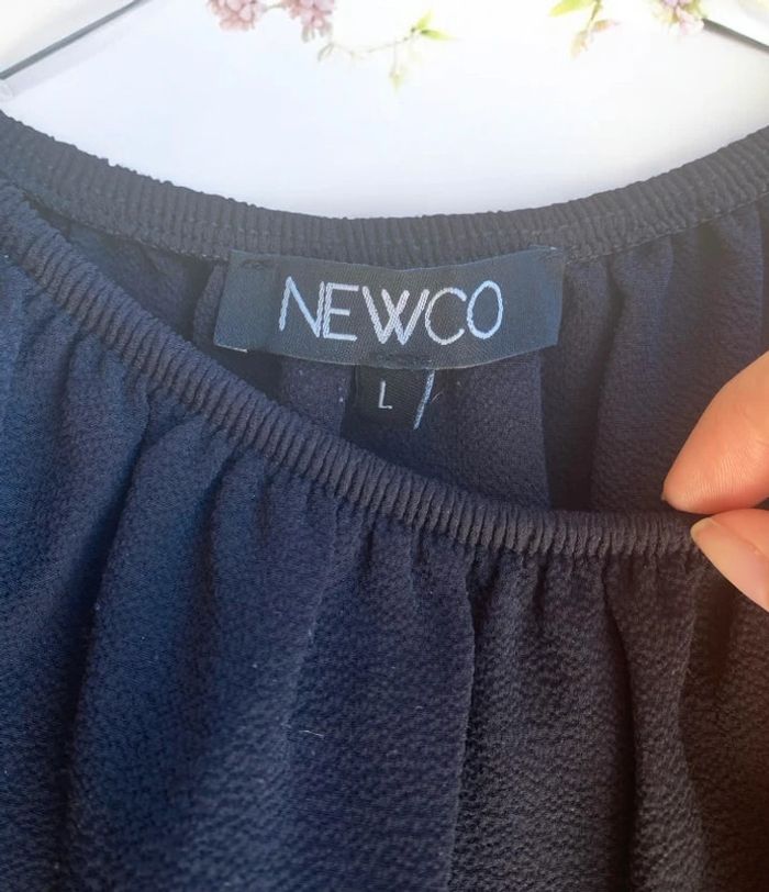🎀 Haut noir à volants épaules dénudées femme taille L🎀 - photo numéro 2