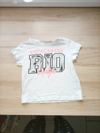 Tee shirt
