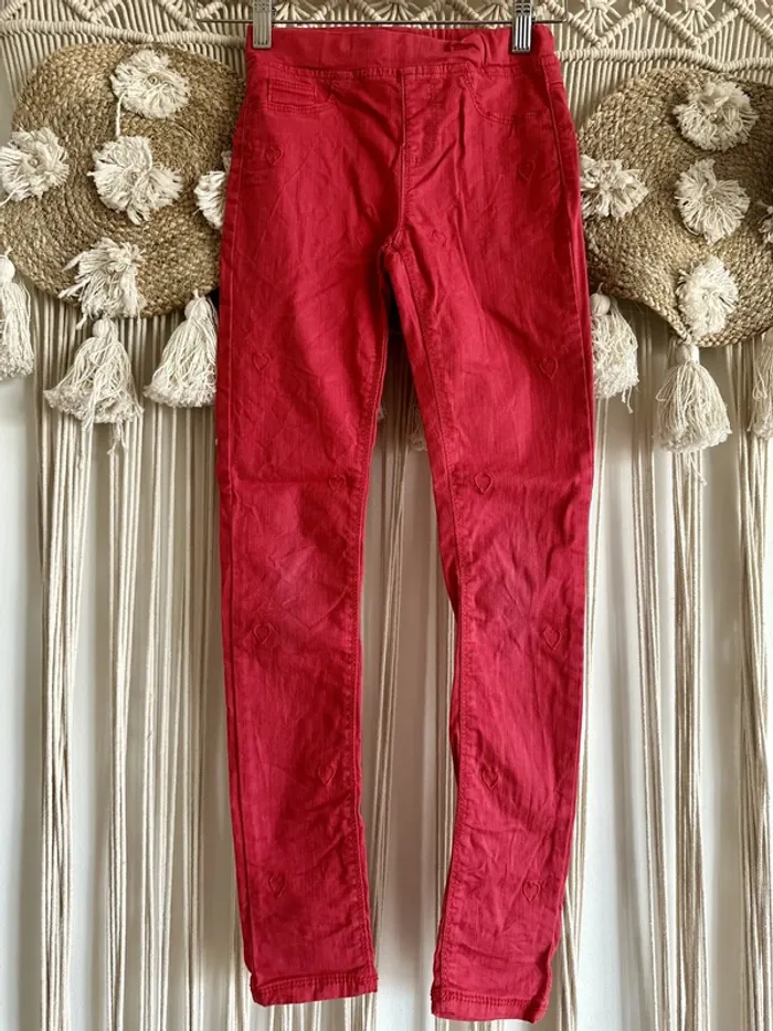 Jegging rouge coeurs 10 ans