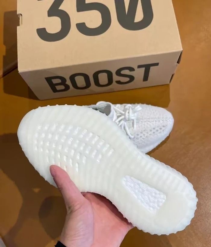 Adidas Yeezy boost V2 350 - photo numéro 3