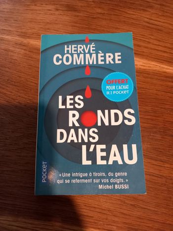 Livre les ronds dans l'eau