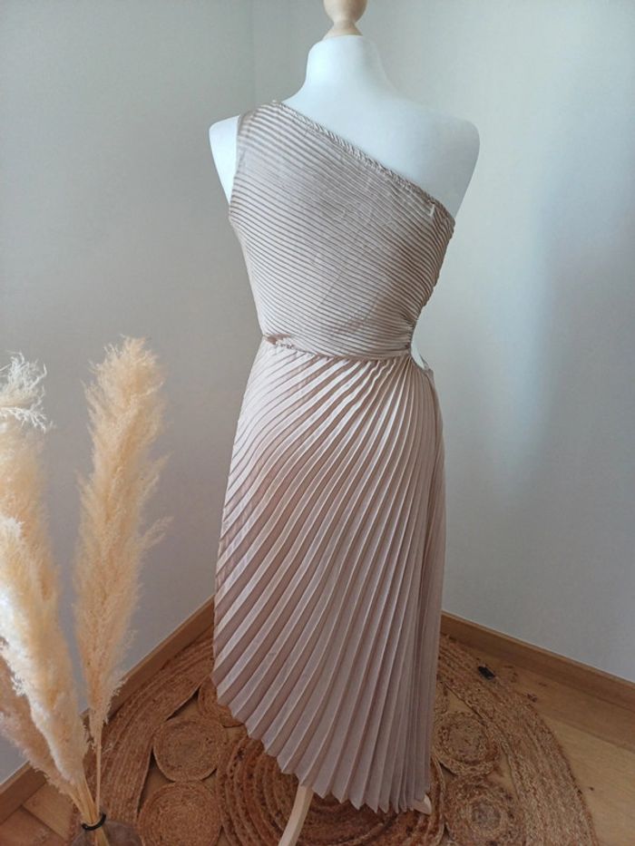 Robe longue dorée asymétrique Copperose taille S 36 - photo numéro 6