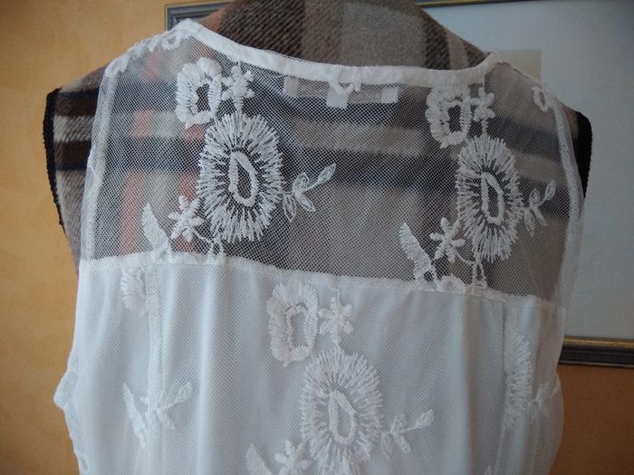 Robe blanche dentelle et broderie - photo numéro 4