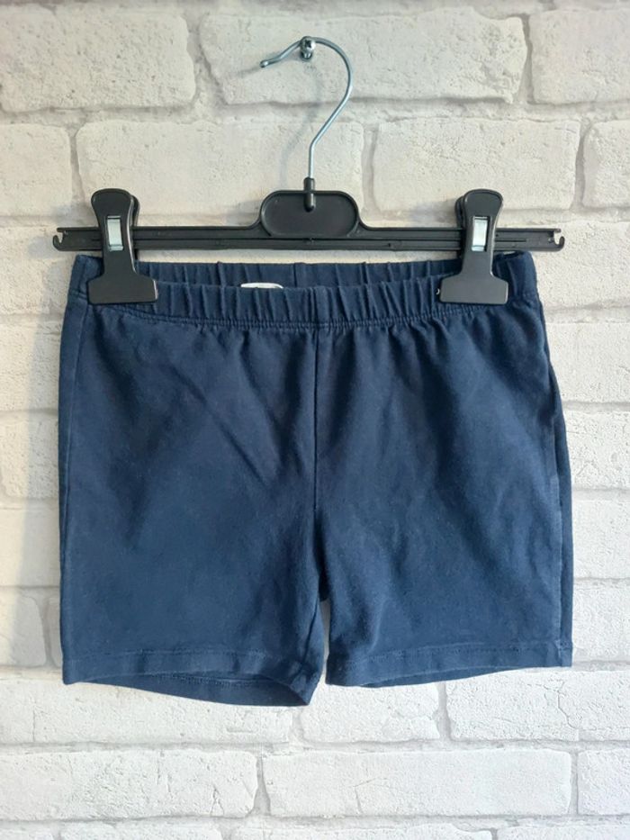 Short GAP taille 8 ans