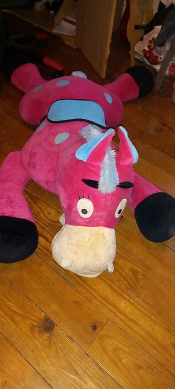 Grosse peluche cheval