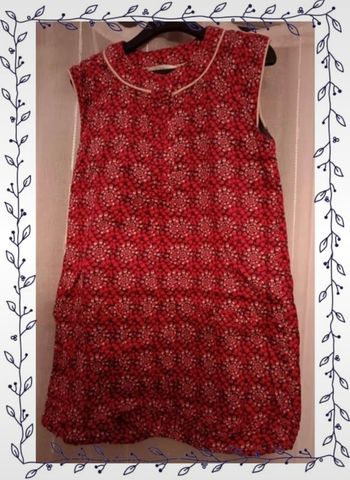 Robe manches courtes, taille 5 ans
