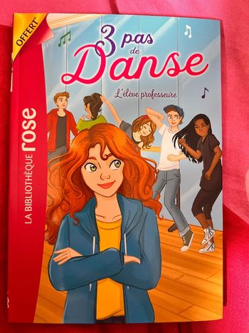 Livre trois pas de danse extra