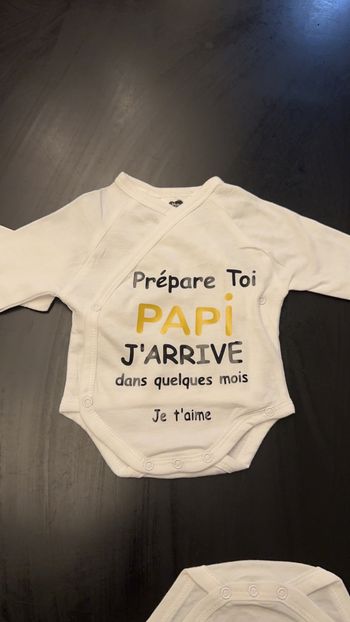 Bodie annonce grossesse papi