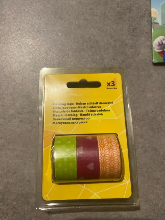 Lot de scotch pâte à fixe colle 4 feutres effaçable - photo numéro 4