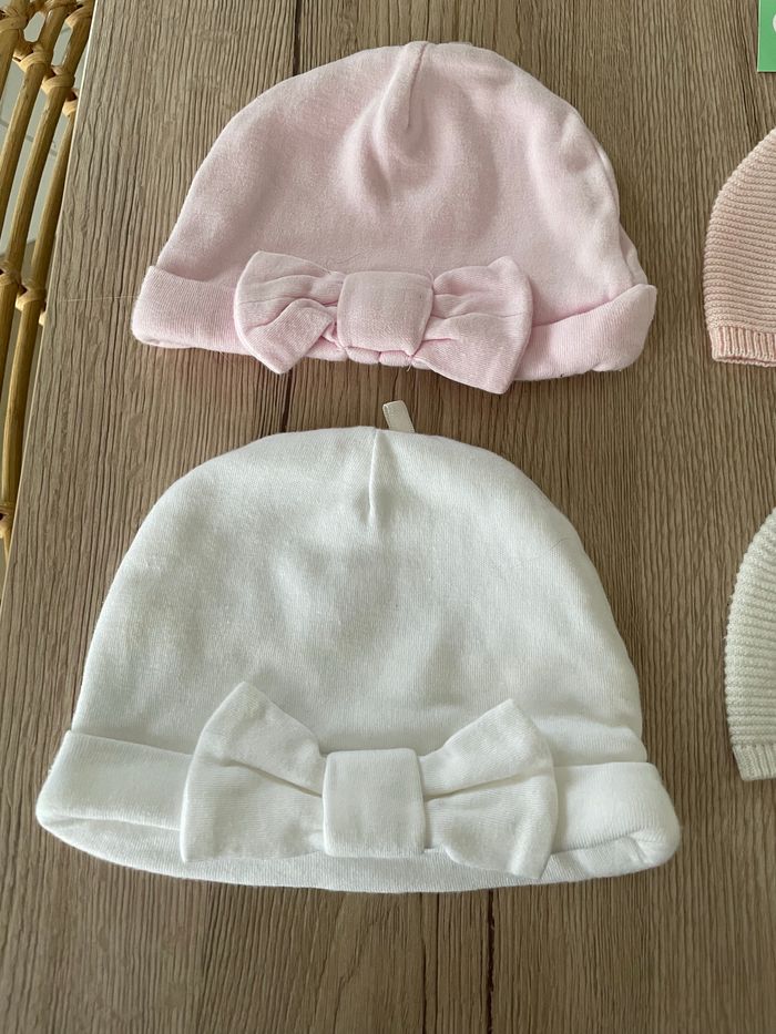 Lot bonnets - photo numéro 2