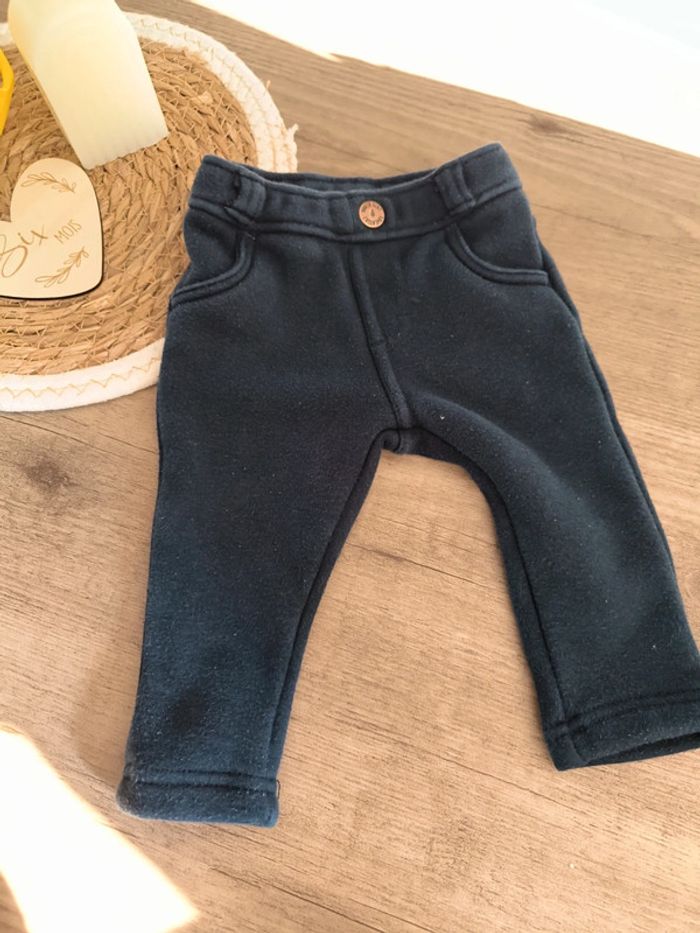 Pantalon 6 mois - photo numéro 2