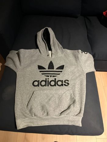 Pull à capuche adidas taille M
