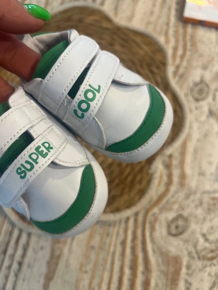 Petite baskets taille 17-18 - photo numéro 3