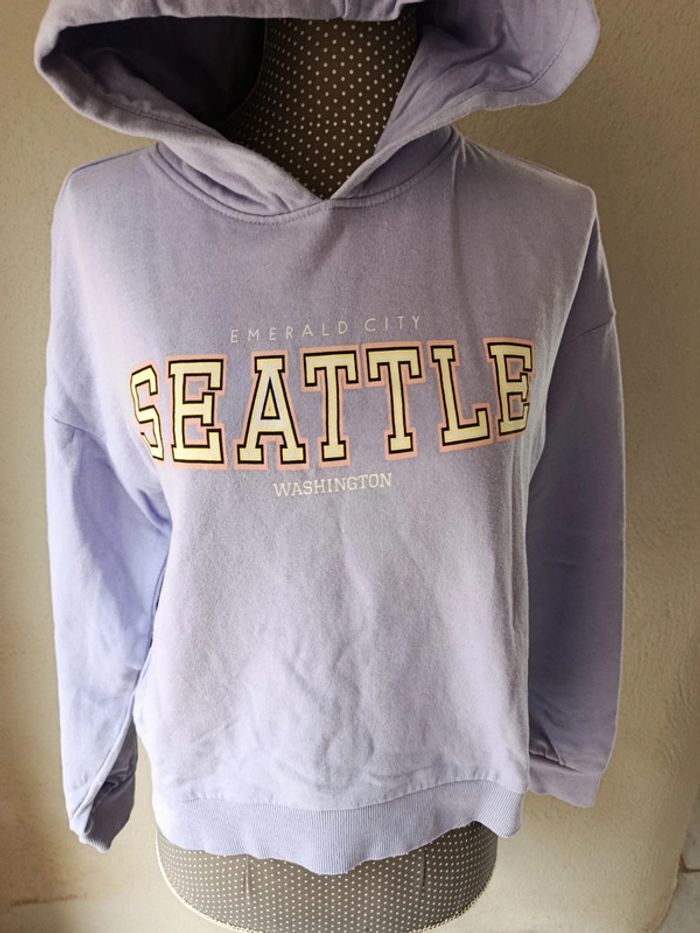 Pull violet à capuche Taille S Kiabi - photo numéro 2