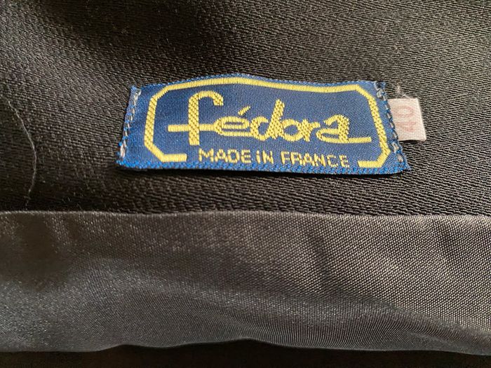 Blazer noir à boutons dorés Fedora taille 38 Made in France - photo numéro 15