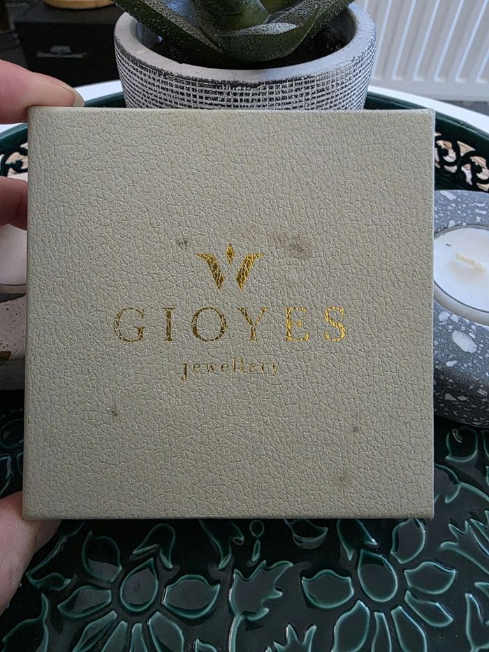 Jolie paire de boucles d'oreilles neuves Gioyes - photo numéro 4
