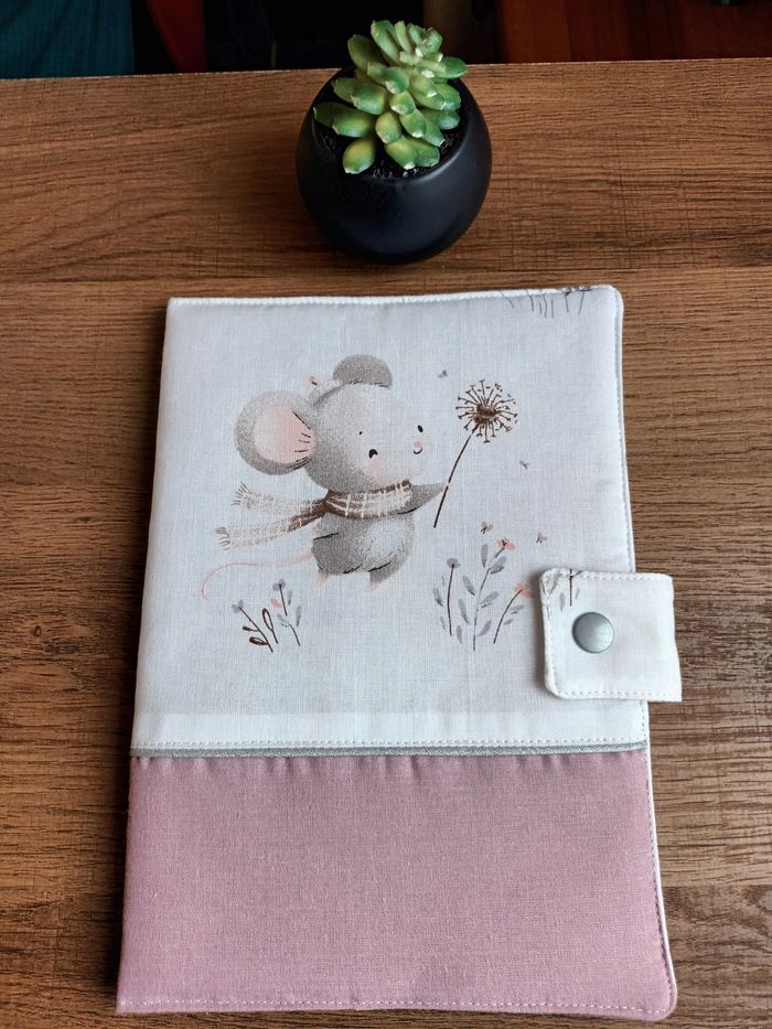 Protège carnet santé