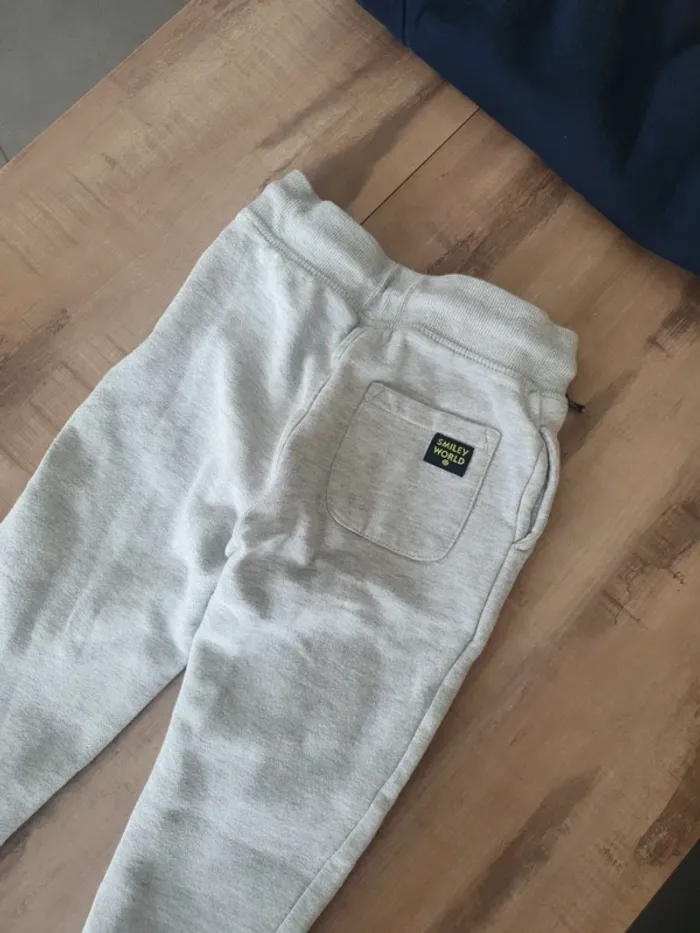 Ensemble jogging - photo numéro 4