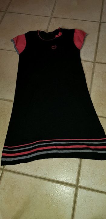 Robe manches courtes