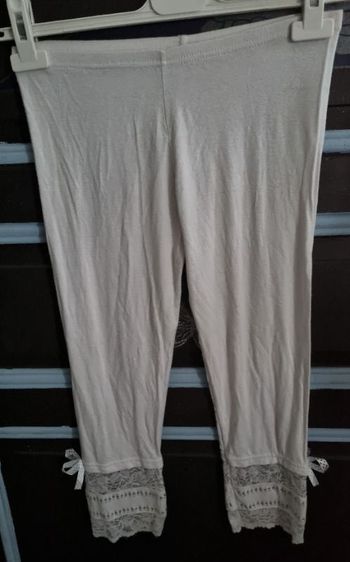 Legging mi-court blanc avec dentelle 32-36