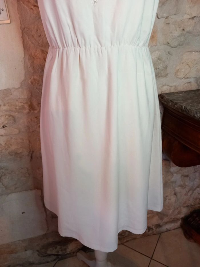 Robe mi-longue - photo numéro 3