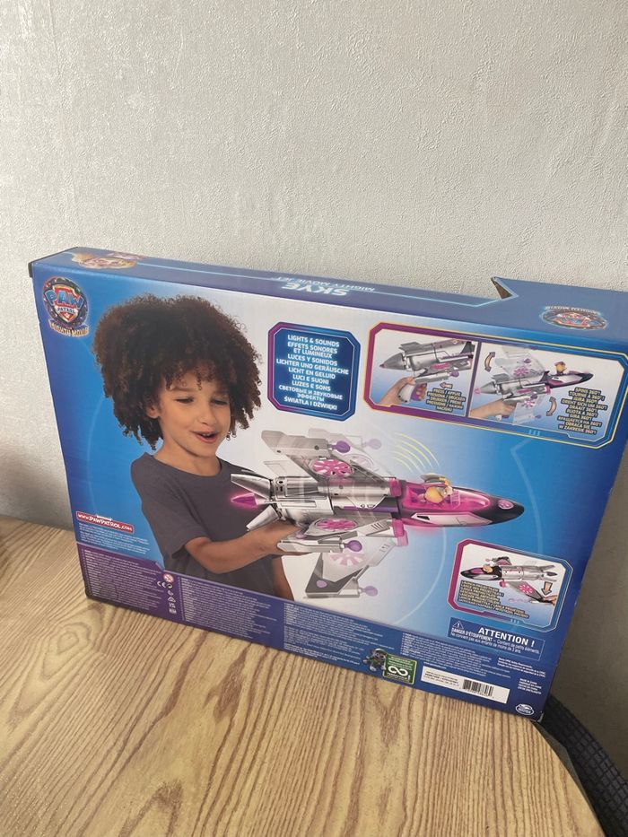 Jet Stella film Mighty Movie Pat Patrouille - photo numéro 2