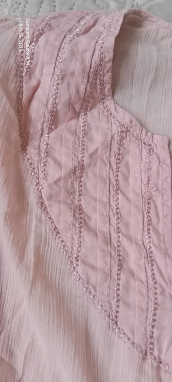 Blouse longue légère col V avec broderies aspect plissé rose femme 48/50 h&m BB - photo numéro 9