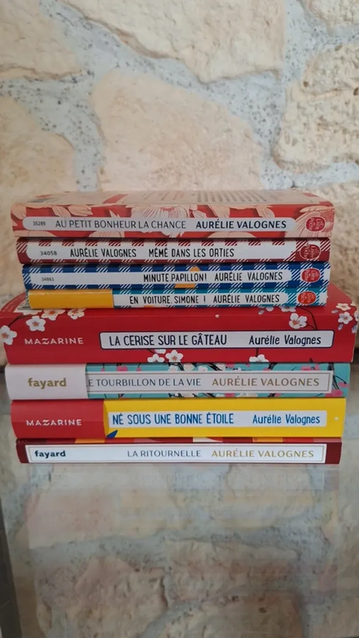 Lot 8 livres d'Aurelie Valognes