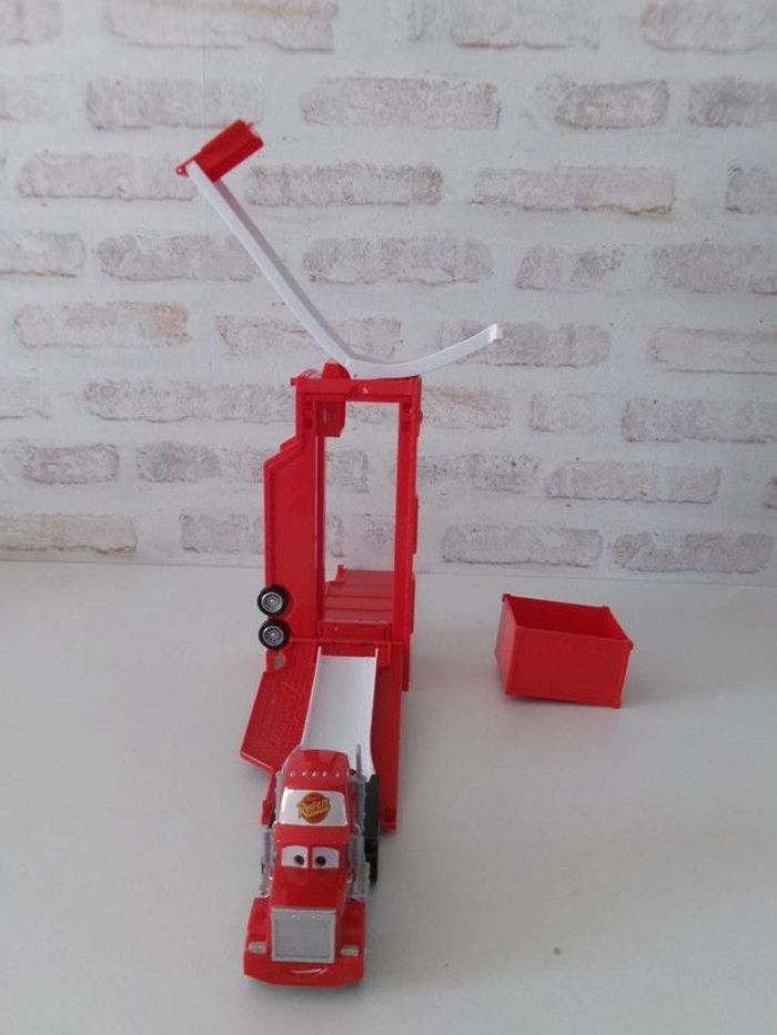 Camion Mack 2 en 1 - Cars  - Disney